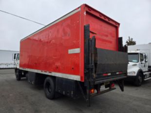 2000 UD 300 Diesel 4x2 Box Truck