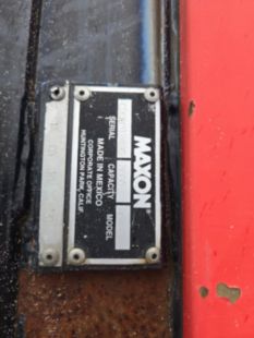 2000 UD 300 Diesel 4x2 Box Truck