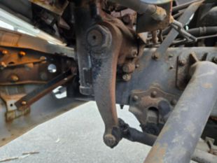 2000 UD 300 Diesel 4x2 Box Truck