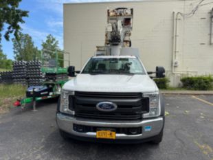 2018 Single Versalift VST-40N Bucket Truck