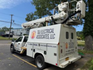 2018 Single Versalift VST-40N Bucket Truck