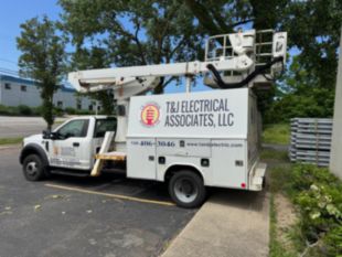 2018 Single Versalift VST-40N Bucket Truck