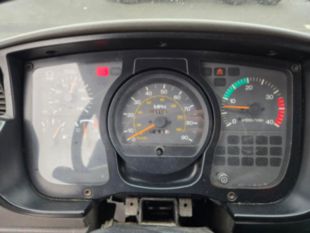 2000 UD 300 Diesel 4x2 Box Truck