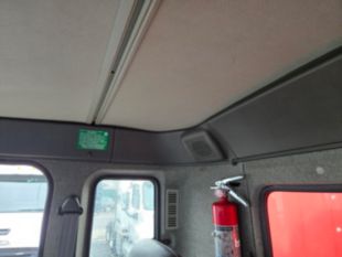 2000 UD 300 Diesel 4x2 Box Truck