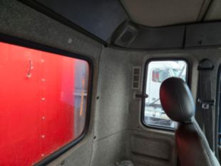 2000 UD 300 Diesel 4x2 Box Truck