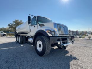 2013 International 7400 6x4 Load King 4000 Gallon Water Truck
