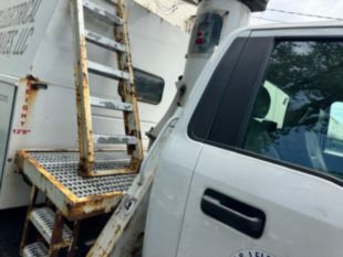 2018 Single Versalift VST-40N Bucket Truck
