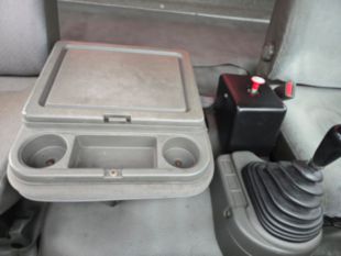 2000 UD 300 Diesel 4x2 Box Truck