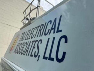 2018 Single Versalift VST-40N Bucket Truck