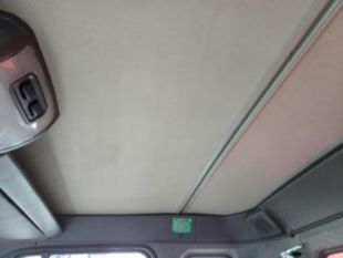 2000 UD 300 Diesel 4x2 Box Truck