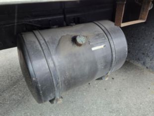 2000 UD 300 Diesel 4x2 Box Truck