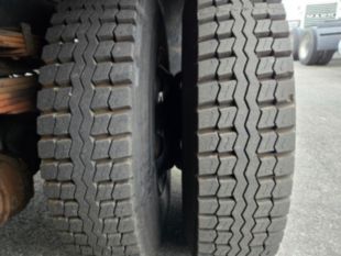 2000 UD 300 Diesel 4x2 Box Truck