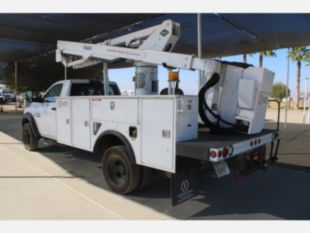 2014 Dodge 5500 Versalift Bucket Truck