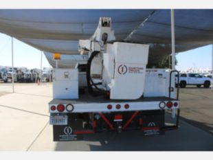 2014 Dodge 5500 Versalift Bucket Truck