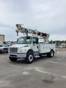 2016 Freightliner M2106 4x4 Terex C4047 Digger Derrick