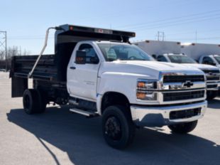 2022 Chevrolet 6500 4x2 11' Ox Stockyard Fixed Side Dump Truck