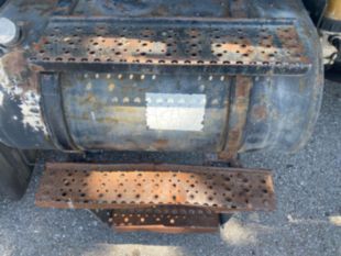 2006 Int'l 7400 "Rail Gear Equipped" Tri-Axle Grapple Truck