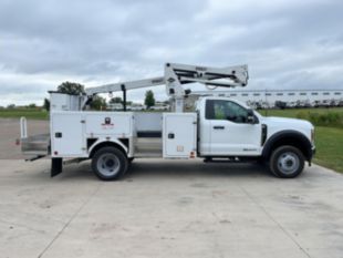 2024 Ford F550 4x4 Versalift SST-36-NE Bucket Truck