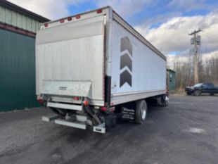 2007 GMC T-6500 Diesel 4x2 Box Truck