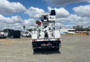 2015 Freightliner M2106 4x4 Terex C4047 Digger Derrick