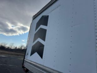2007 GMC T-6500 Diesel 4x2 Box Truck