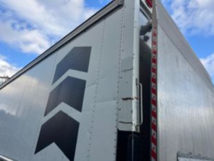 2007 GMC T-6500 Diesel 4x2 Box Truck