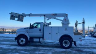 2016 Ford F-750 4x2 ETI 800-40 Cable Placer