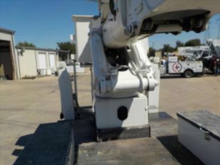 2019 Tri Terex TM125 Bucket Truck