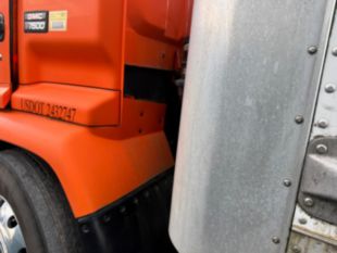 2007 GMC T-6500 Diesel 4x2 Box Truck