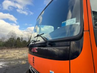 2007 GMC T-6500 Diesel 4x2 Box Truck