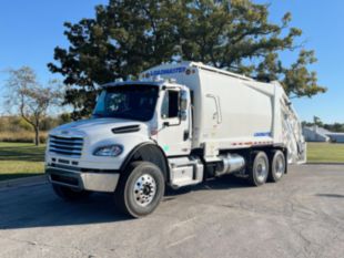 2025 Freightliner M2106 6x4 Loadmaster Excel 25 Yard Rear Loader Truck