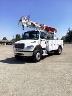 2019 Freightliner M2106 4x4 Terex C4047 Digger Derrick