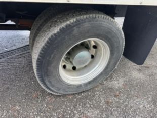 2007 GMC T-6500 Diesel 4x2 Box Truck