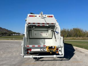 2025 Freightliner M2106 6x4 Loadmaster Excel 25 Yard Rear Loader Truck