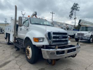 2015 Ford F750 4x2 Stellar STELLAR 5521 CRANE (TMAX-V2) Hi-Rail Service Truck