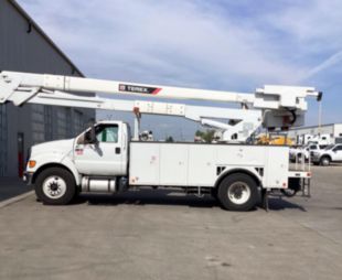 2015 Ford F-750 4x2 Terex 5TC-55 Bucket Truck