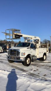 2019 Ford F-750 4x2 Versalift VTP-40-NE Cable Placer