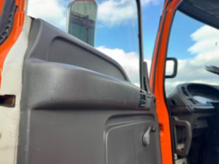 2007 GMC T-6500 Diesel 4x2 Box Truck