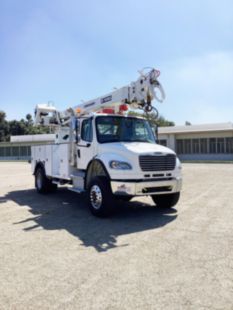 2019 Freightliner M2106 4x4 Terex C4047 Digger Derrick