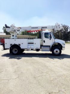 2019 Freightliner M2106 4x4 Terex C4047 Digger Derrick