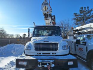 2023 Freightliner M2 4x4 Terex Commander 4047 Digger Derrick Truck