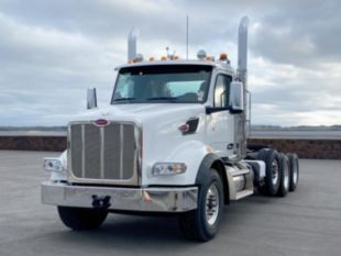 2026 Peterbilt 567 8x4 Road Tractor