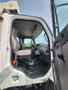 2015 Freightliner 108SD 6x4 Terex BT7077 Boom Truck