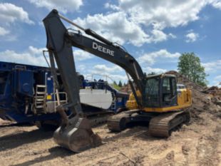 2018 John Deere 210GLC Excavator