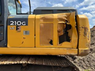 2018 John Deere 210GLC Excavator