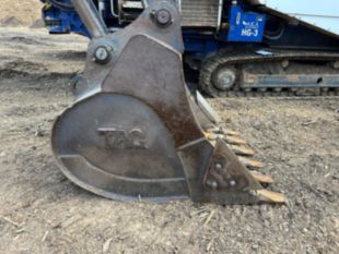 2018 John Deere 210GLC Excavator