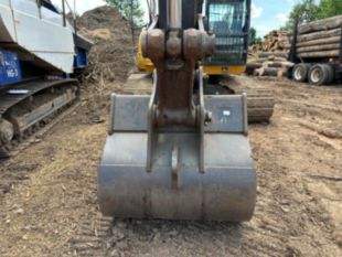 2018 John Deere 210GLC Excavator