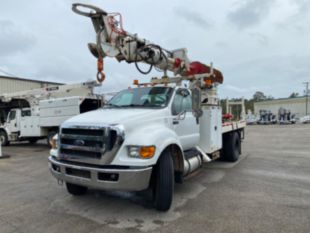 Terex Commander 4047 Digger Derrick on 2015 Ford F750 4x2