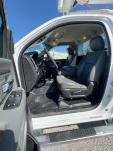 2018 RAM 5500 4x4 Versalift SST-40-EIH Bucket Truck