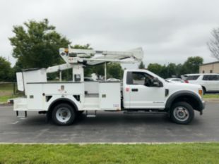 2017 Ford F-550 4x4 Versalift SST-40-EIH-01 Bucket Truck